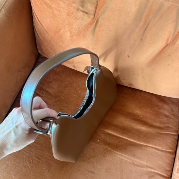 Brown Structured Faux Leather Purse with Silver Zipper - Picture 3 of 4